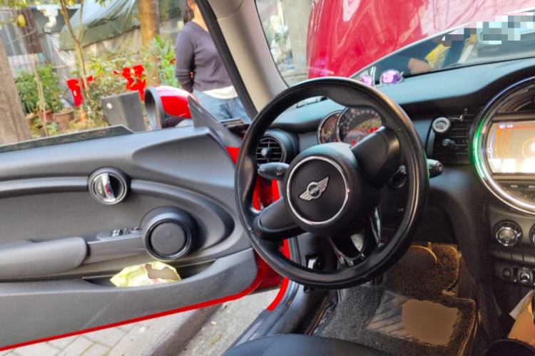 Used MINI 2016 1.2T ONE
