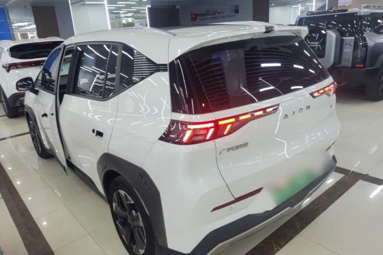 Used AION Y 2022 70 Intelligent Edition Lithium Iron Phosphate
