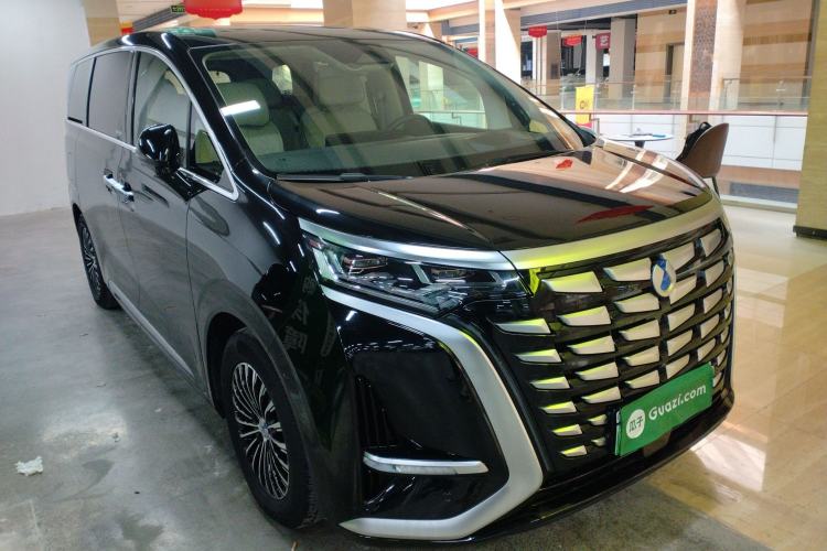 Used Denza D9 2024 DM-i 980 Four-Wheel Drive Flagship Model