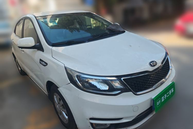 Used Kia K2 2015 Sedan 1.4L MT GLS Front Right 45 Deg