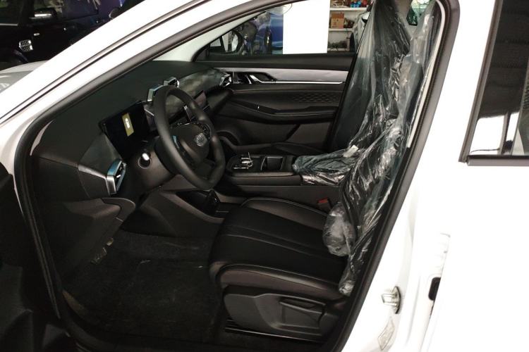 Used Dongfeng Aeolus SKY EV01 2025 530 km AIR Elite Edition