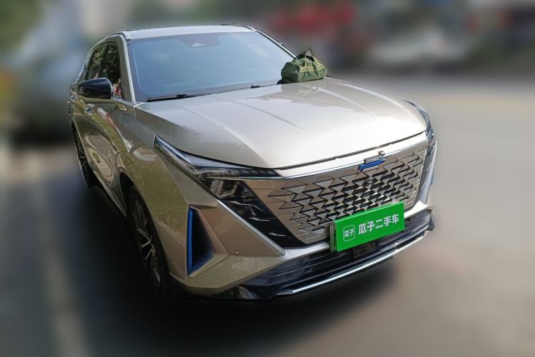 Used Oshan Z6 New Energy 2023 ZhiDian iDD 150KM Flagship PLUS Smart Parking Edition
