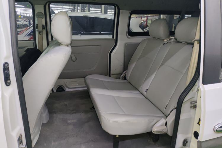 Used Jinbei New Hiace X30L 2019 1.5L Business Edition China VI SWC15M Left Rear Seat