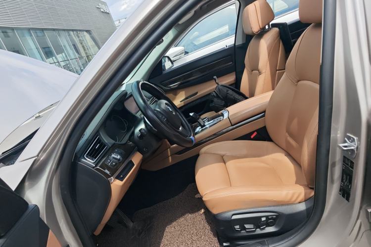 Used BMW 7 Series 2013 740Li Leading Model Left Front Seat