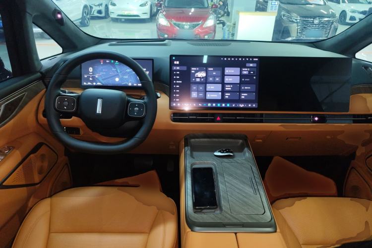 Used Wey Gaoshan 2025 Four-Wheel Drive Alpine 8