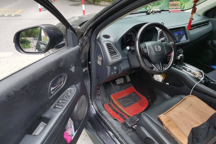 Used Honda Vezel 2016 1.8L CVT Front-Wheel Drive Pioneer Edition