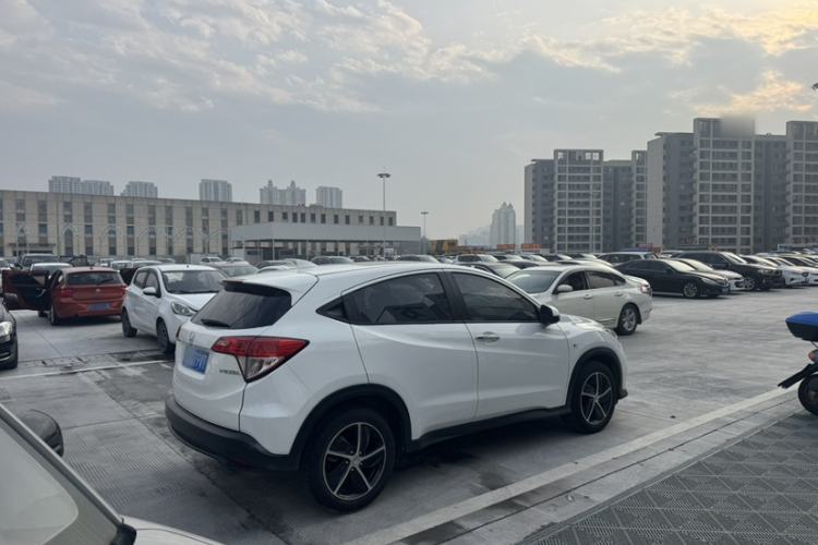 Used Honda Vezel 2020 1.5L CVT Pioneer Edition
