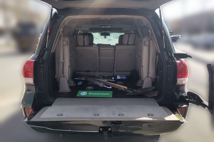Used Toyota Land Cruiser  Trunk