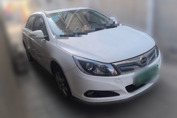 Used BYD e5 2016 300 Luxury Edition