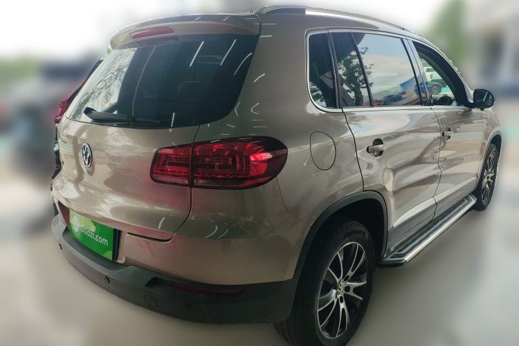 Used Volkswagen Tiguan 2015 1.8TSI Automatic Two-Wheel Drive Luxury Model Rear Right 45 Deg