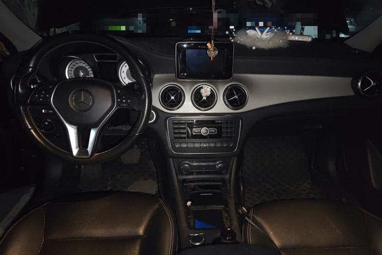 Used Mercedes-Benz GLA 2015 GLA 220 4MATIC Fashion Model
