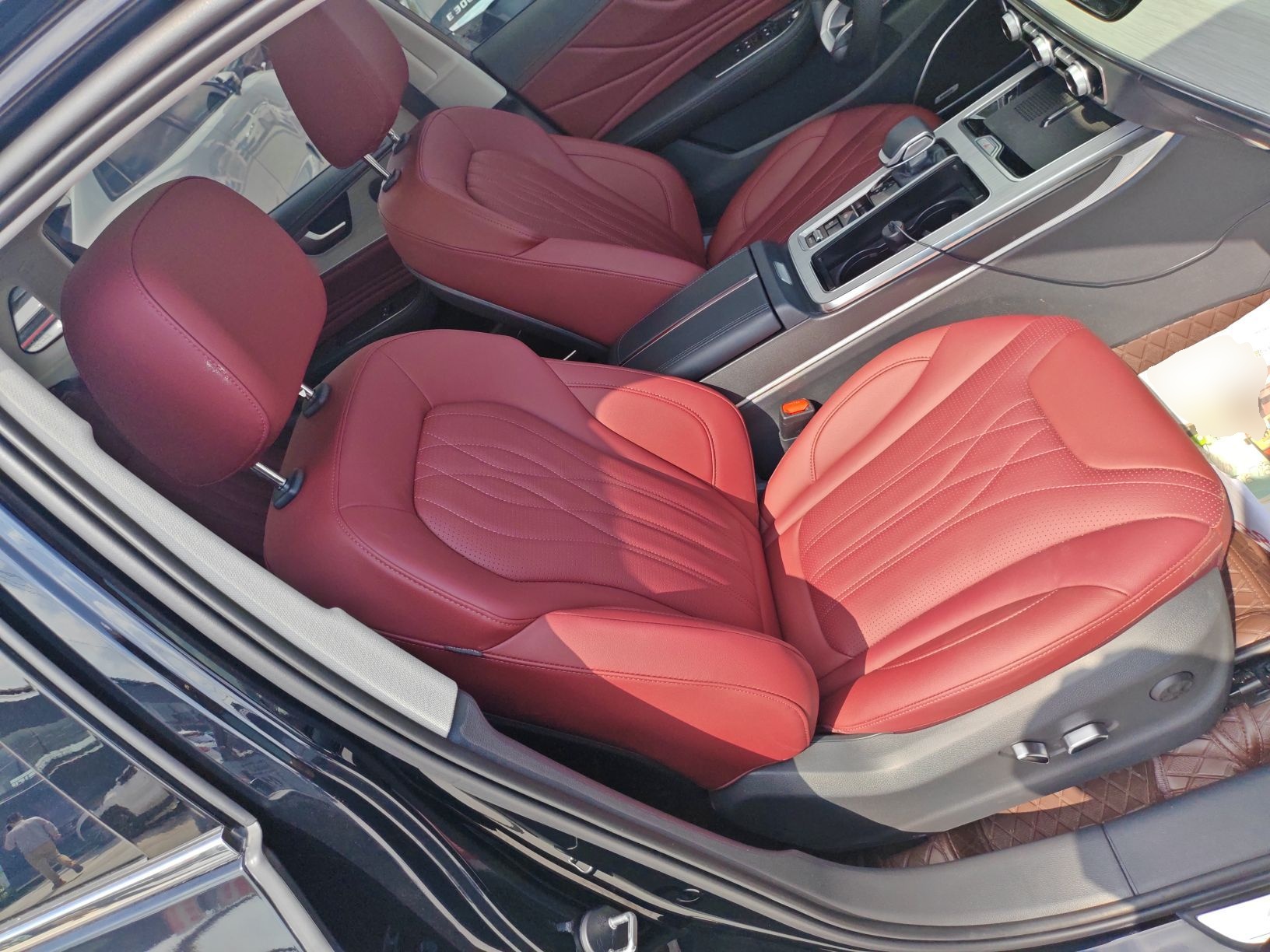 Hongqi HS5 2025 2.0T All-Wheel-Drive Flagship Pro Edition — снимка 19