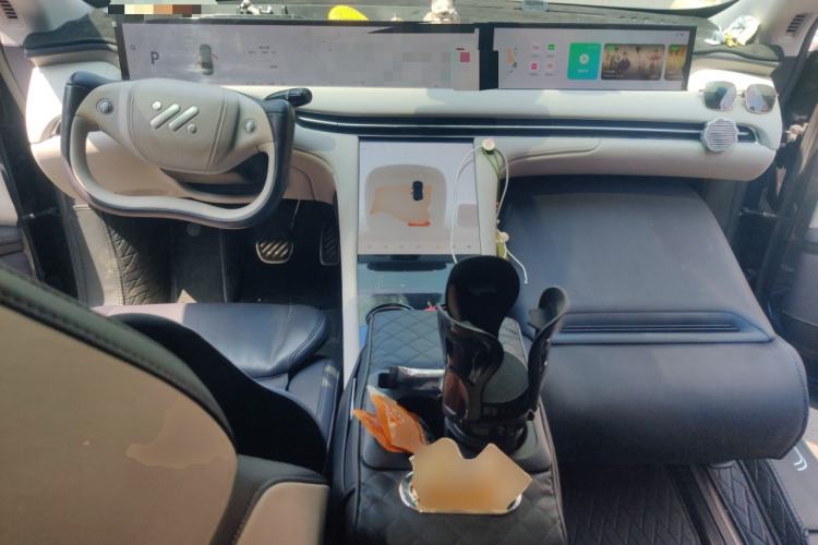 Used IM LS7 2023 90 kWh Elite Rear-Drive Version
