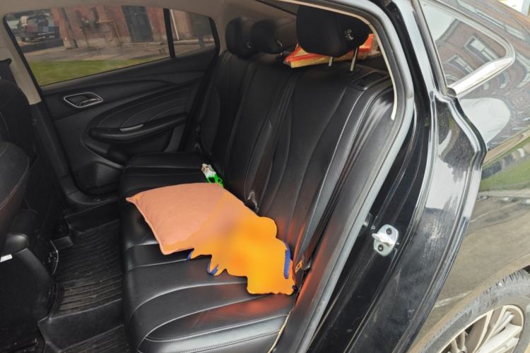 Used Roewe i5 2019 1.5L Automatic 4G Connected Linghao Flagship Edition Left Rear Seat