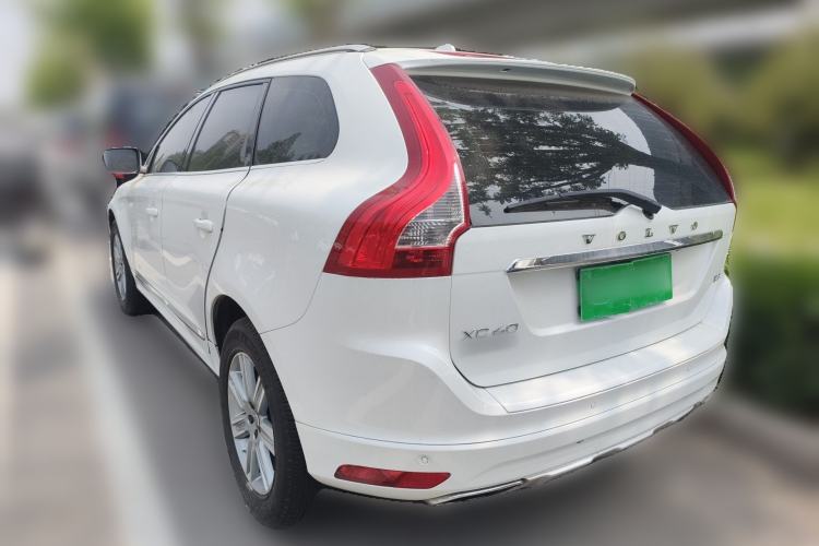 Used Volvo XC60 2015 T5 Smart Upgrade Model Rear Left 45 Deg