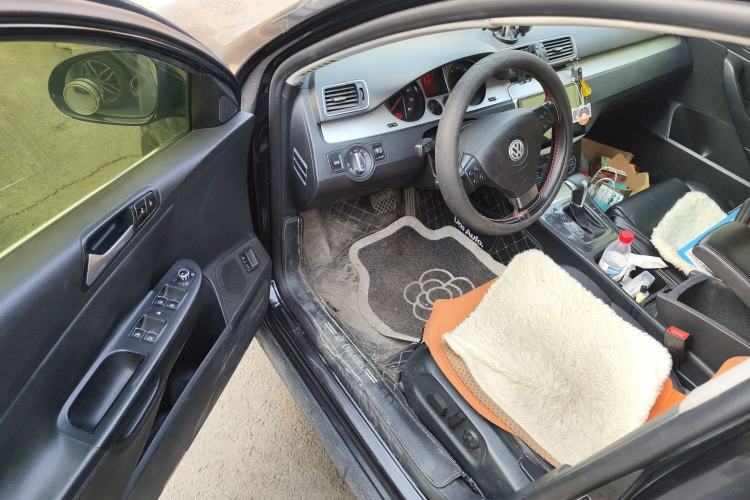 Used Volkswagen Magotan 2009 1.8 TSI DSG Comfort Edition Driver Seat