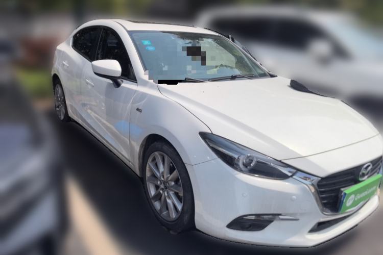 Used Mazda 3 Axela 2019 Cloud-Controlled Version Sedan 2.0L Automatic Luxury Trim China VI Standard