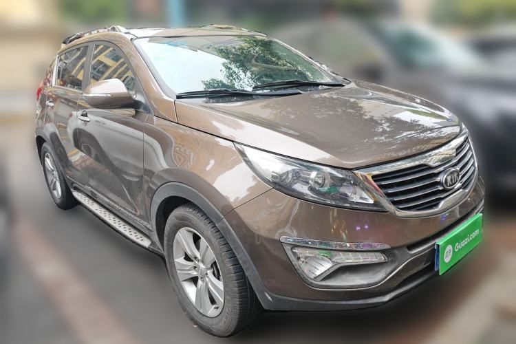 Used Kia Sportage R 2014 2.0L Automatic Two-Wheel Drive GL Front Right 45 Deg