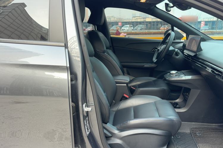 Used MG 4 EV 2023 415 km Range Sea-Faring Champion Edition Right Front Seat