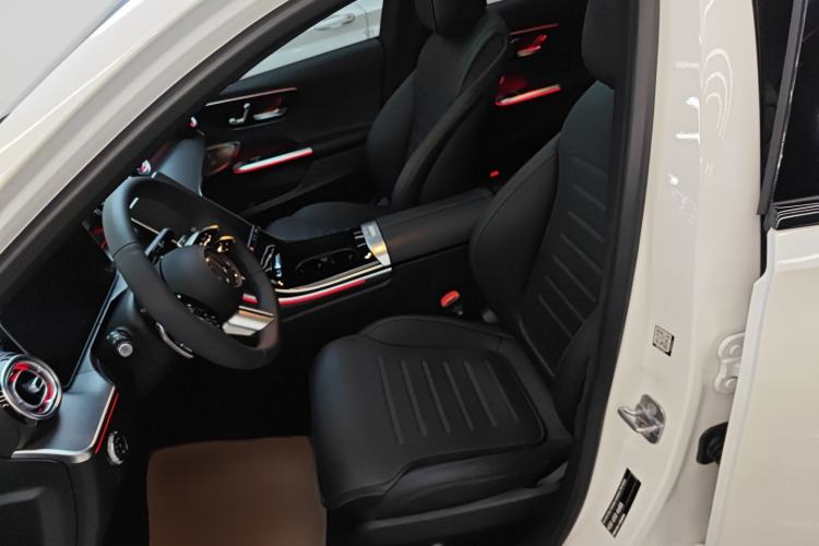 Used Mercedes-Benz C-Class 2024 Second Facelift C 260 L Starry Night Sport Edition
