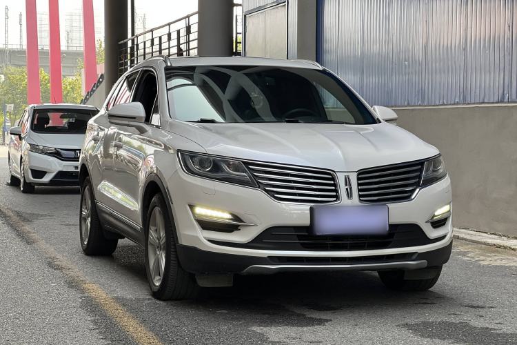 Used Lincoln MKC 2017 2.0T Two-Wheel Drive Deluxe Edition