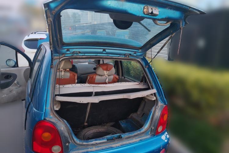 Used Chery QQ3 2012 Fashion Edition 1.0L Manual Champion Version