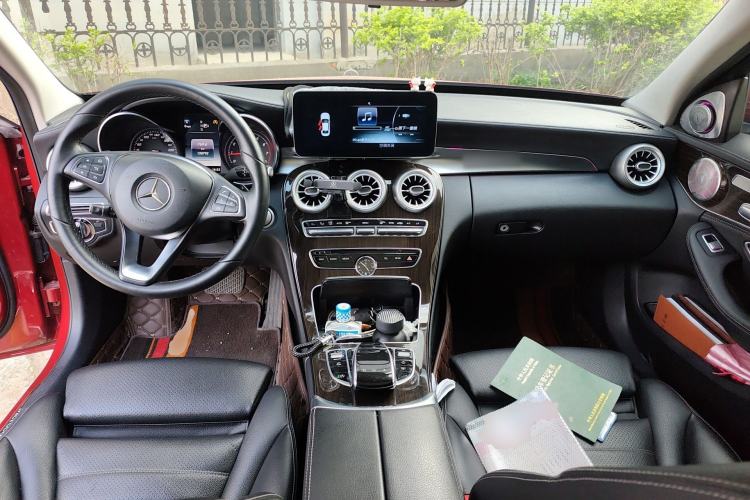 Used Mercedes-Benz C-Class 2015 C 200 L 4MATIC Center Console