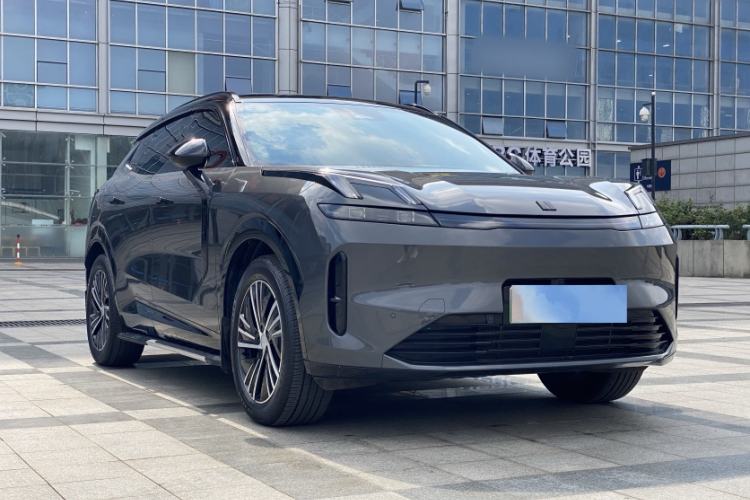 Used Lynk & Co 08 EM-P 2023 120km Long-Range Halo
