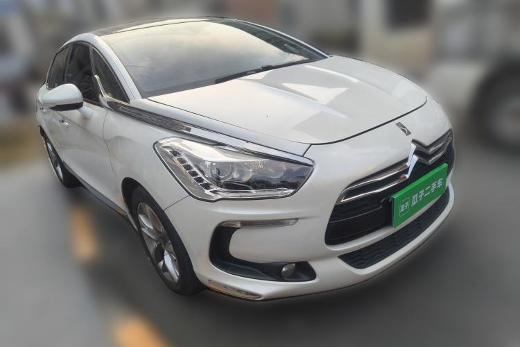 Used DS 5 2014 1.6T Luxury Edition THP160
