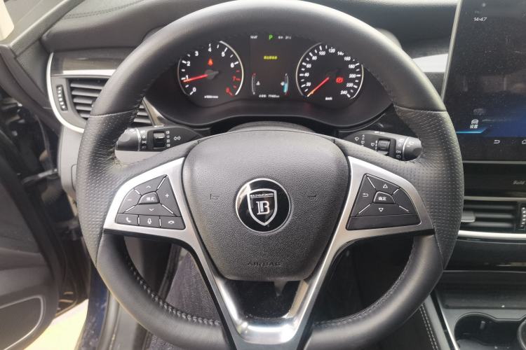 Used BYD Song MAX 2019 1.5T Automatic Smart Connect Prestige Model 6 Seats China VI Standard Steering Wheel