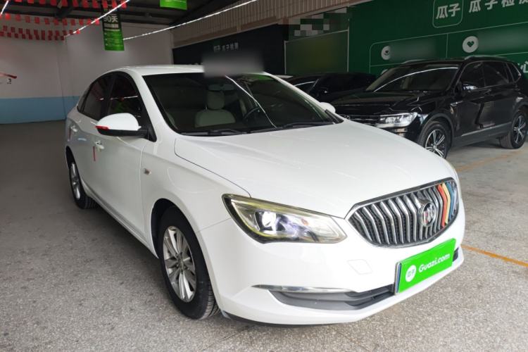 Used Buick GT 2015 15N Automatic Entry-Level Trim Front Right 45 Deg