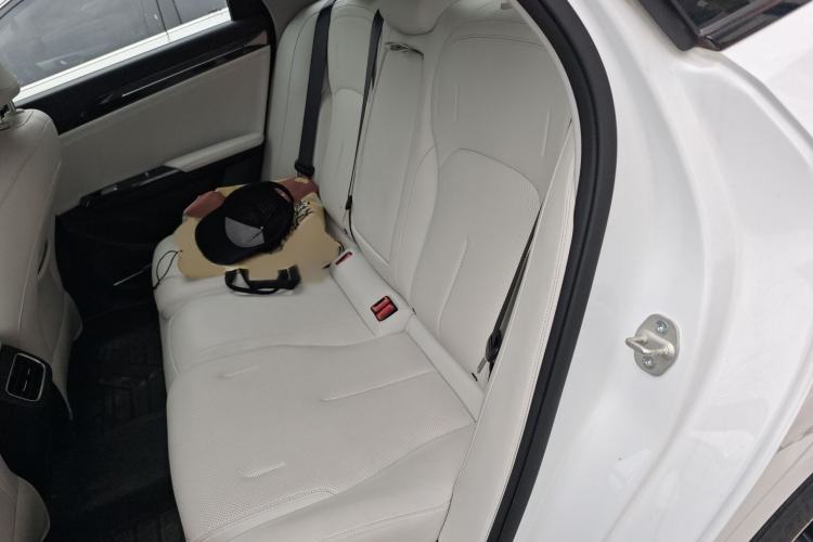 Used Geely Galaxy L6 2024 125km Creative Edition Interior 4