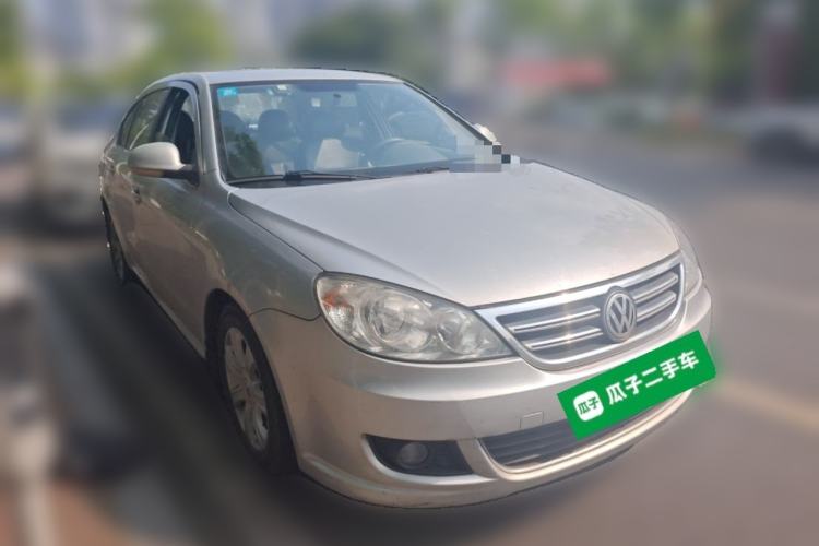 Used Volkswagen Lavida 2011 1.6L Automatic Premium Edition Front Right 45 Deg