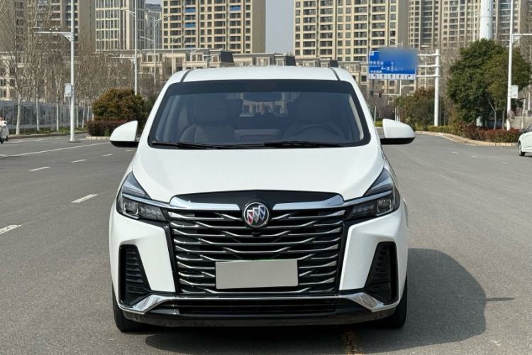 Used Buick GL8 2023 Land Executive Class Comfort Model
