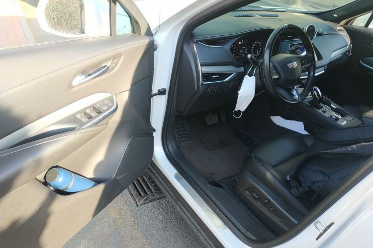 Used Cadillac XT4 2020 28T Two-Wheel-Drive Leading Version Driver Seat