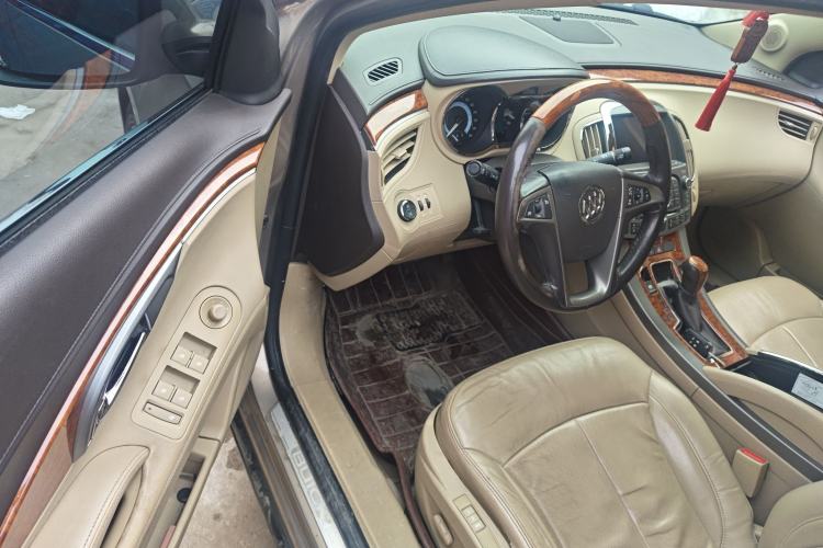 Used Buick LaCrosse 2012 2.4L SIDI Luxury Edition