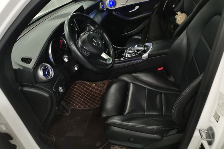 Used Mercedes-Benz GLC Coupe 2019 GLC 200 4MATIC Coupe SUV Left Front Seat