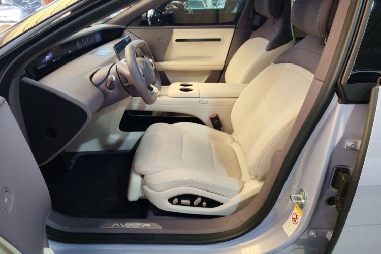 Used Avatr 06 2025 Pro Range-Extended Edition