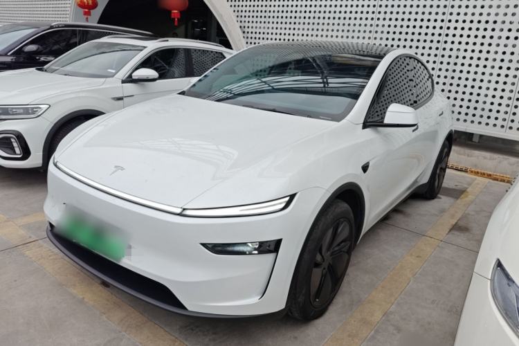 Used Tesla Model Y 2025 Rear-Wheel-Drive Version