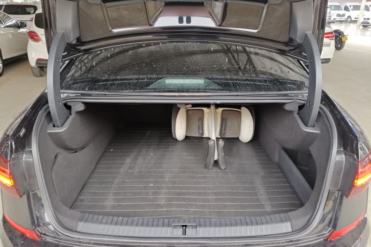 Used Volkswagen Passat New Energy 2019 430 PHEV Hybrid Elite Edition Trunk