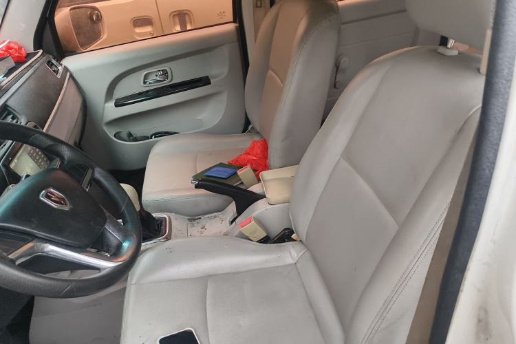 Used Jinbei New Hiace X30L 2016 1.5L Wealth Edition DLCG14 Left Front Seat