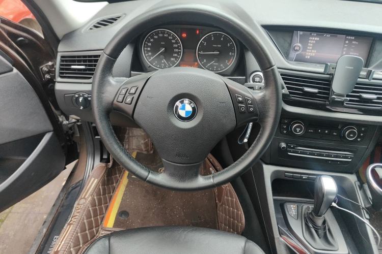 Used BMW X1 2010 sDrive18i Luxury Model