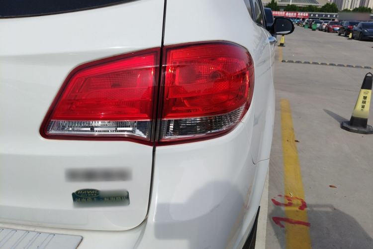 Used Haval H6 2016 Upgraded Model 1.5T Automatic Two-Wheel Drive Elite Version