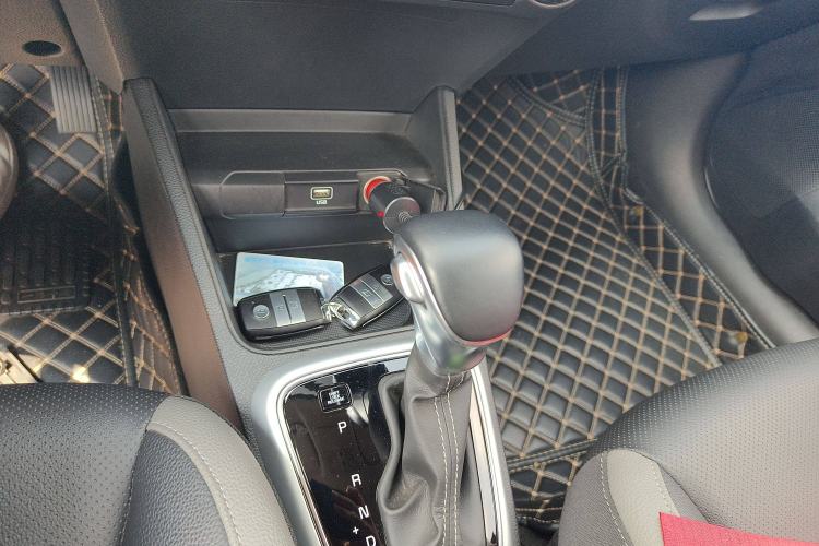 Used Kia kx1 Stonic 2019 1.4L Automatic Fun Edition China VI
