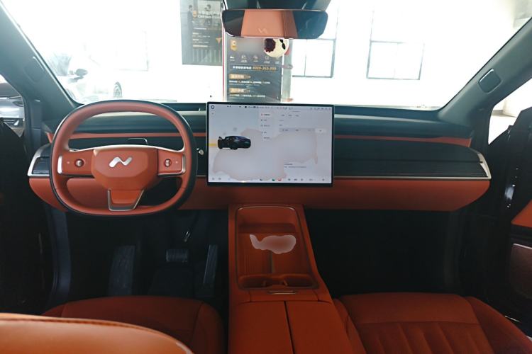 Used ONVO L60 2024 60 kWh Rear-Drive Version