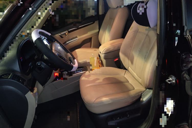 Used Hyundai Santa Fe Classic 2012 2.4 Comfort Edition 7-Seater Four-Wheel Drive