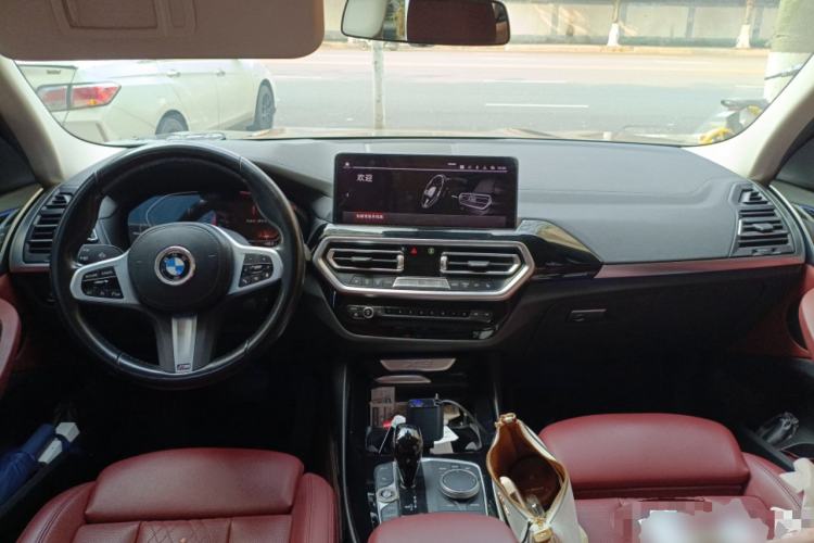 Used BMW X3 2022 xDrive25i M Sport Package Center Console