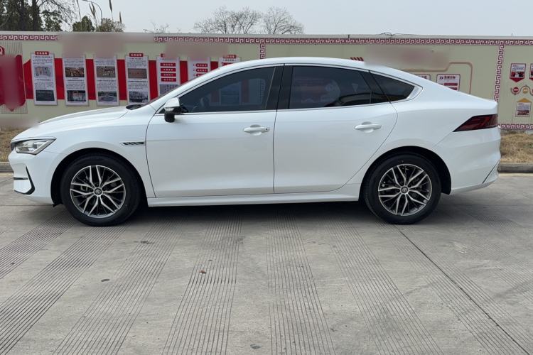 Used BYD Qin PLUS 2021 EV 500KM Luxury Model
