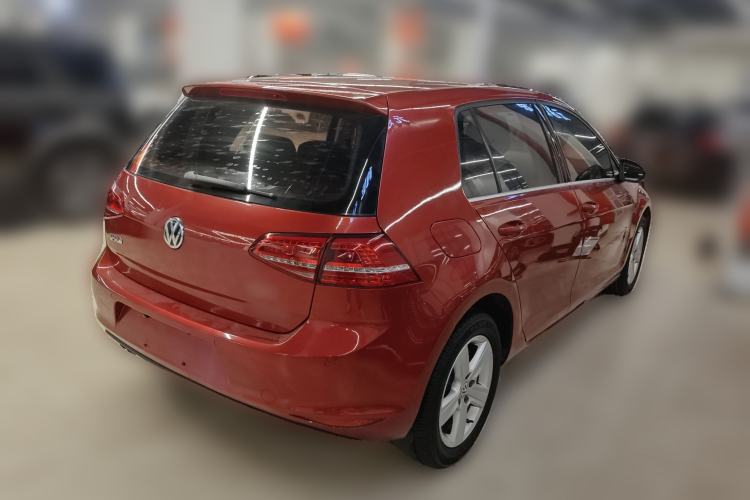 Used Volkswagen Golf 2016 230TSI Automatic Comfort Version
