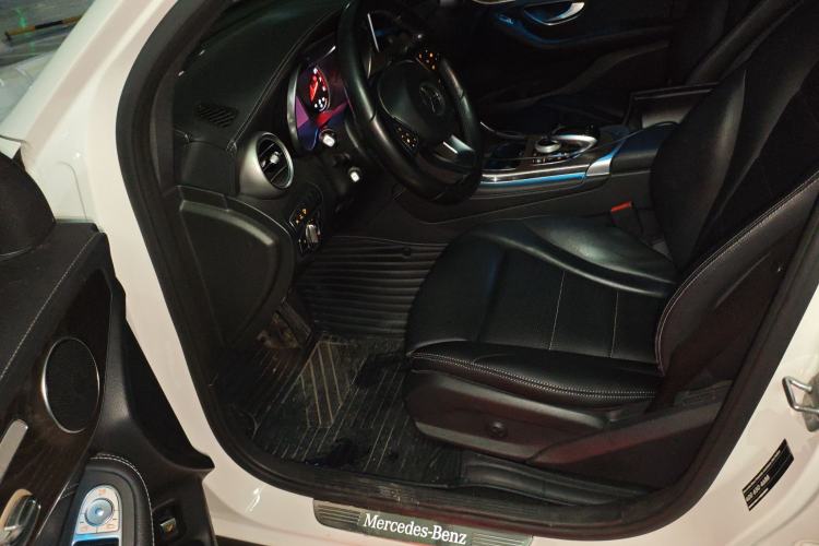 Used Mercedes-Benz GLC 2019 GLC 300 L 4MATIC Dynamic Model